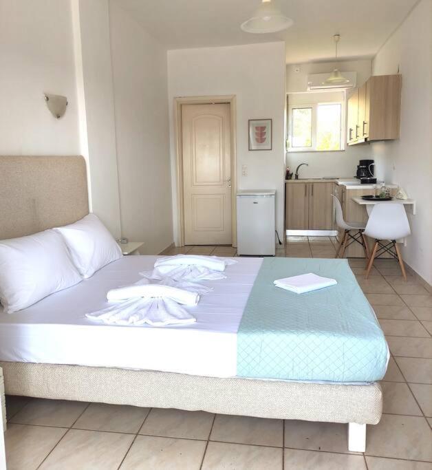 #4 Giorgos & Chara Apartments Nea Kydonia  Luaran gambar