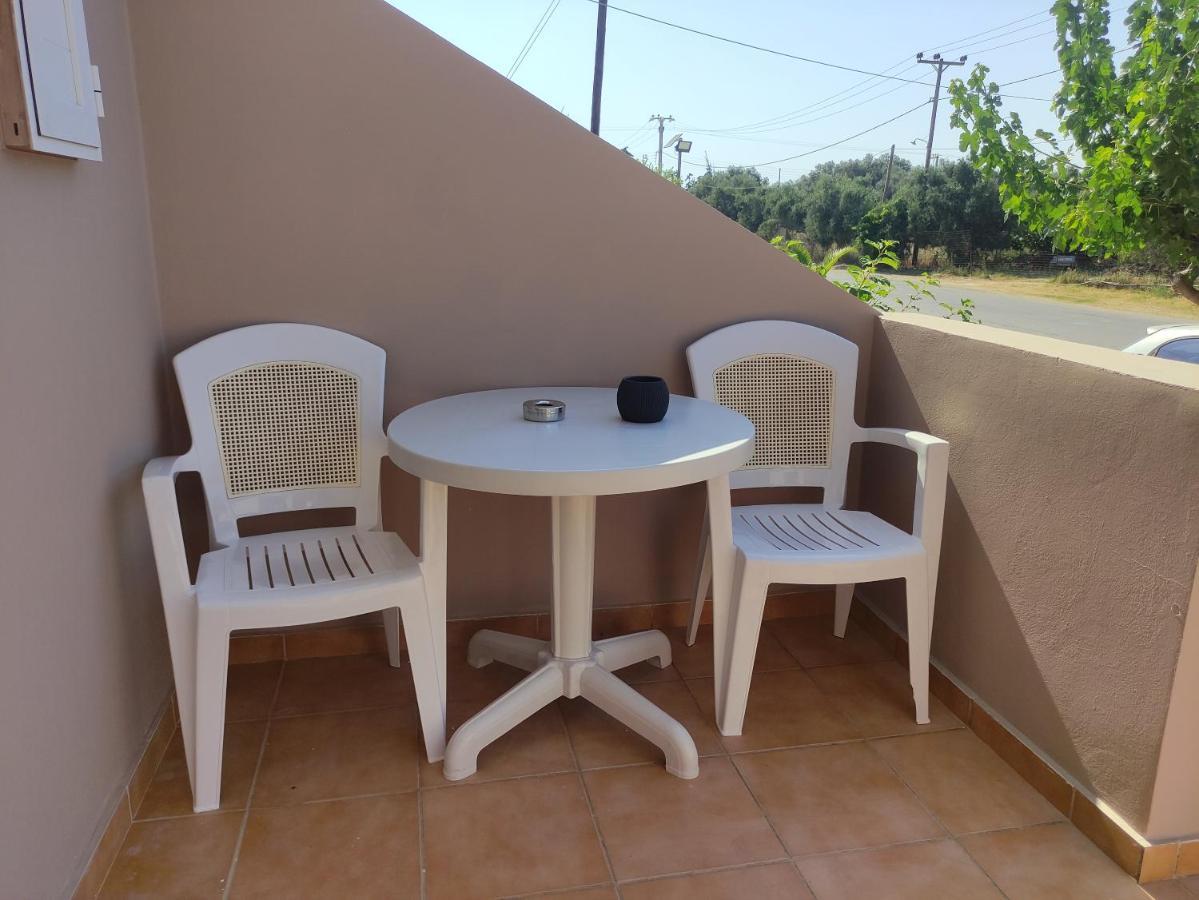 #4 Giorgos & Chara Apartments Nea Kydonia  Luaran gambar